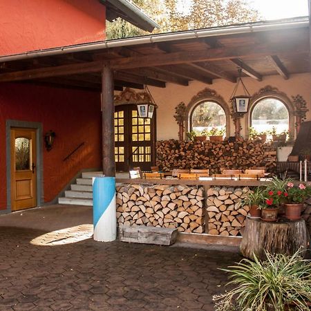 זיסהאופט Landgasthof Zur Quelle מראה חיצוני תמונה